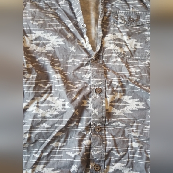 3 for $10 (on all items $10 or less in closet) P.S. Dress Shirt. Size 12. - Picture 3 of 3